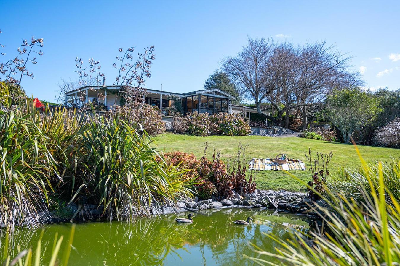 Mountviews Lodge Lago Lago Taupo Exterior foto